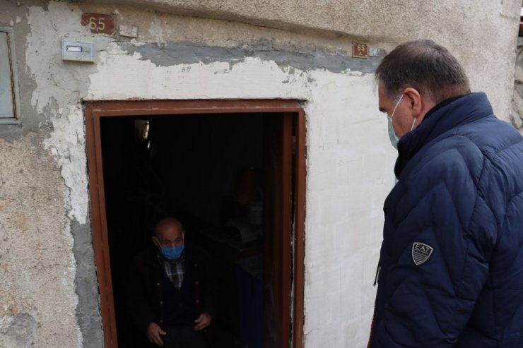 Safranbolu Kaymakamı Türköz’den 65 yaş üzeri vatandaşlara ziyaret