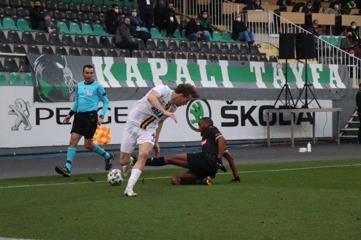 Süper Lig: Yukatel Denizlispor: 1 - Ankaragücü: 2 (Maç sonucu)