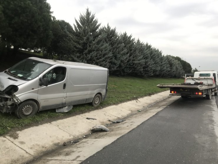 TEM’de makas atma kazası: 2 yaralı