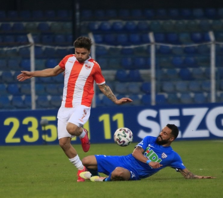 TFF 1. Lig: Adanaspor: 1 - Bandırmaspor: 2