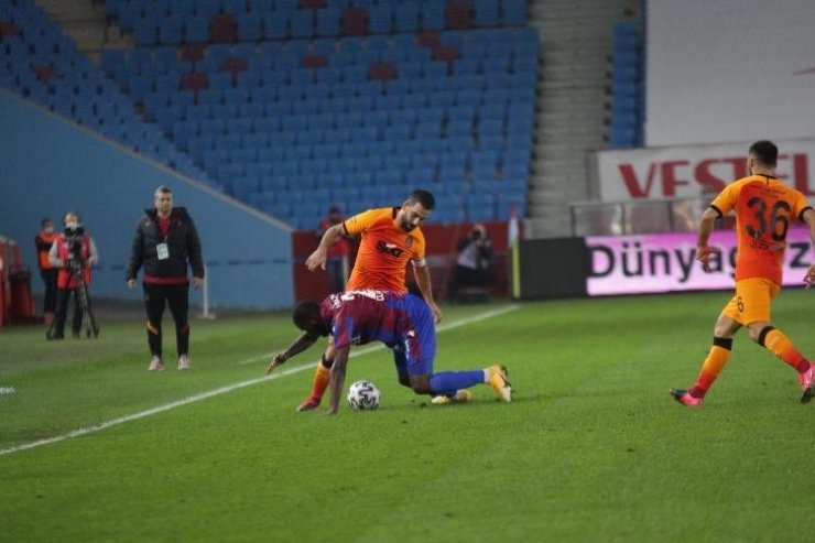 Arda Turan 3. golünü kaydetti