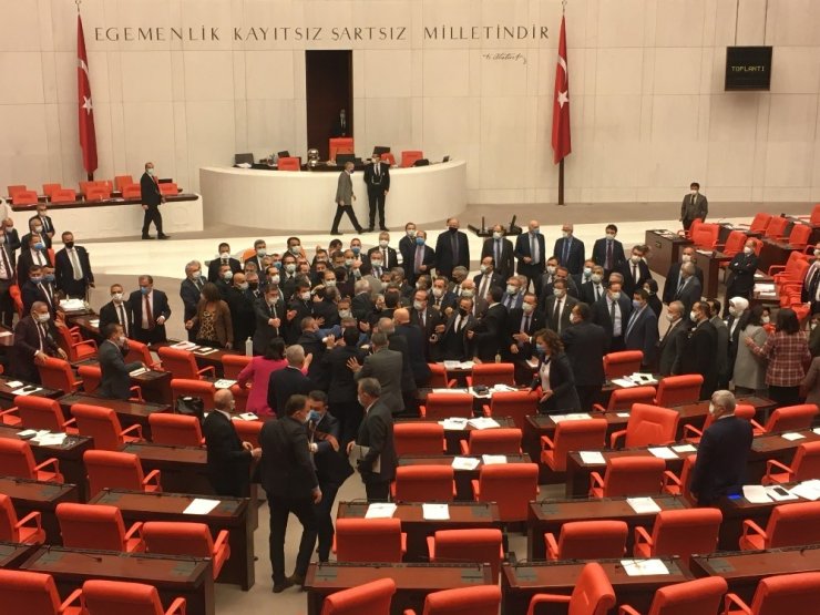 TBMM Genel Kurulu’nda tartışma