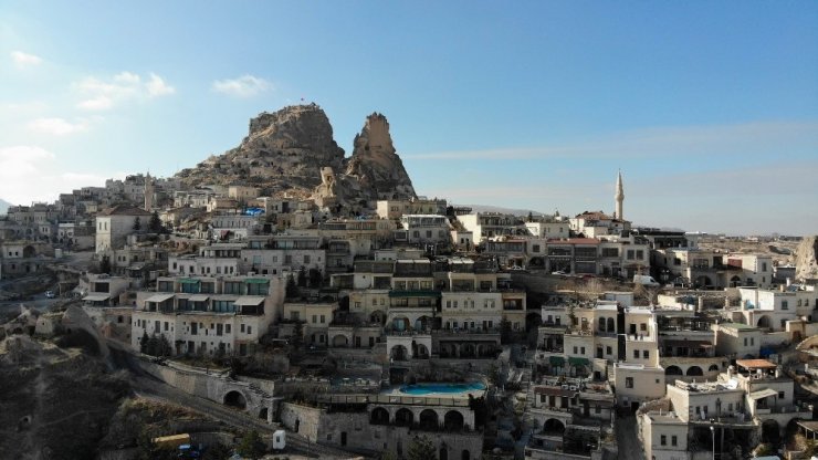 Dünyanın en yüksek peribacasını 12 ayda 116 bin 300 turist ziyaret etti