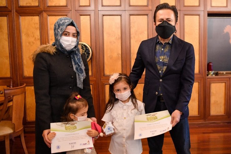 6 yaşındaki Zeynep’ten örnek davranış, kazandığı ödülü SMA hastalarına bağışladı