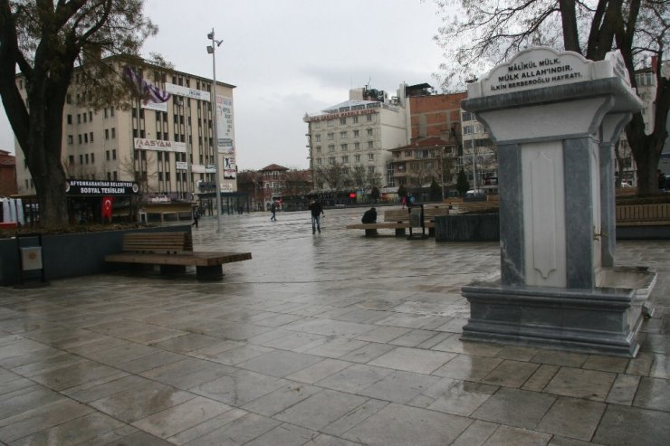 Afyonkarahisar’da yağmur yağışı memnuniyetle karşılandı