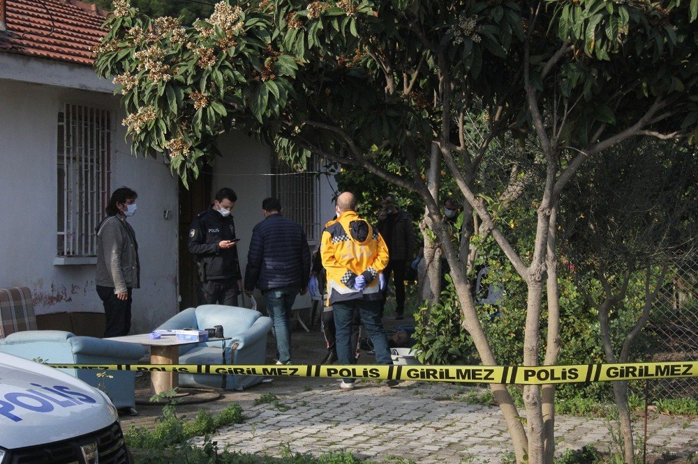 Kırşehir'den Kemer'e çalışmaya gitmişti! Ağaca asılı halde bulundu