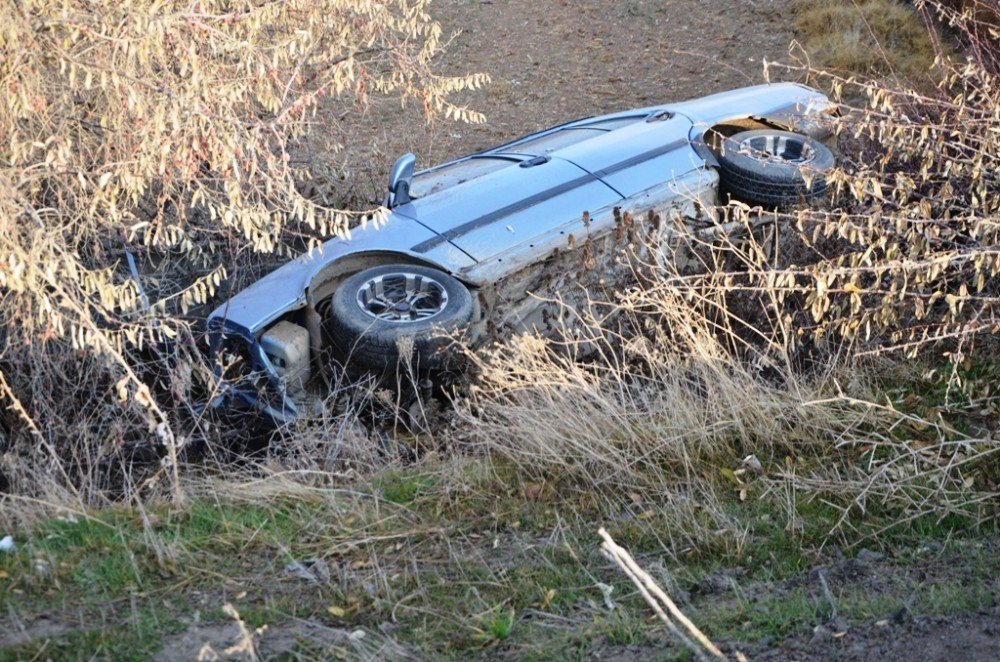 Ereğli'de meydana gelen kazada sürücü şans eseri kurtuldu