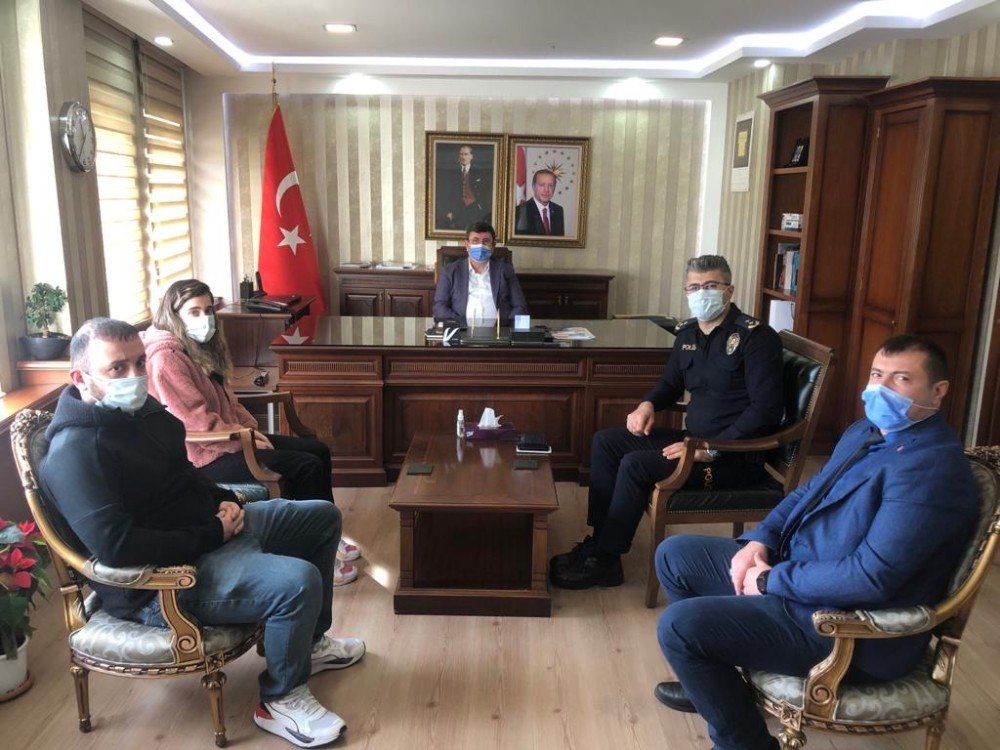 Rehin alınan hemşireyi kurtaran kahraman emniyet müdürüne teşekkür