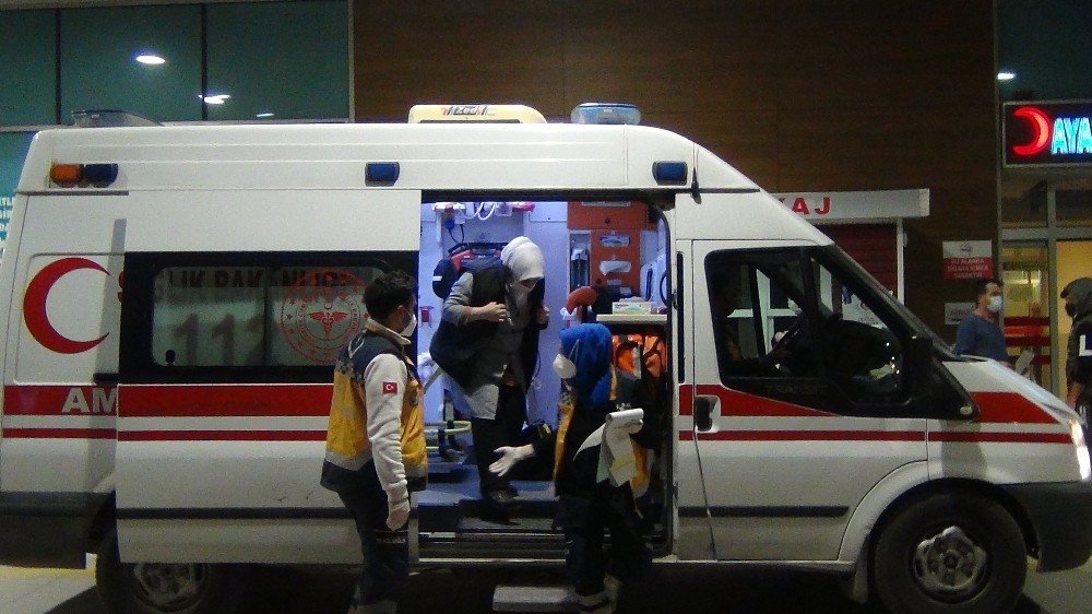 Tekstil fabrikasında zehirlenen 20 işçi hastanelik oldu