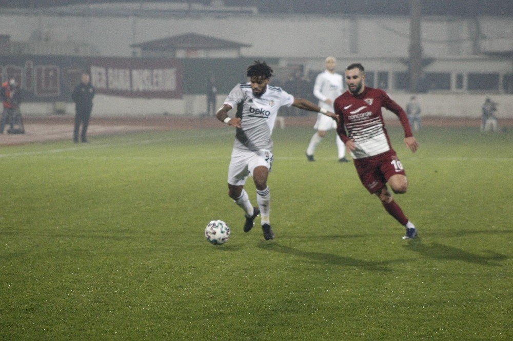 Beşiktaş Hatayspor'la berabere kaldı