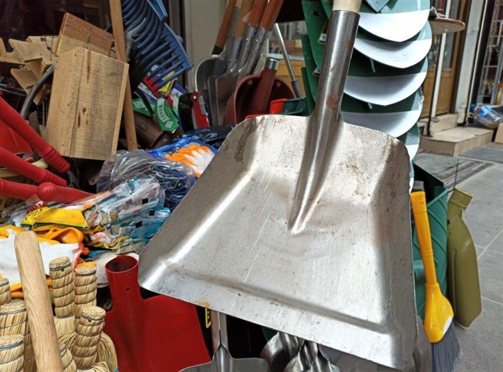 Eskişehir ve Türkiye'de yıllarca bir kenara atılan nalburlar altın çağını yaşıyor