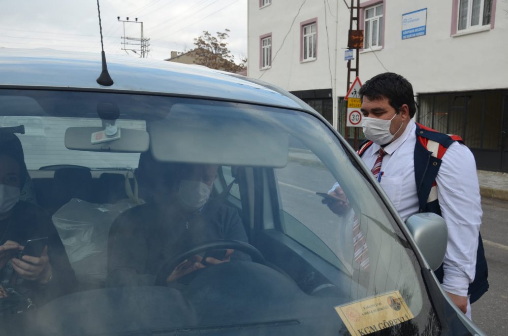 Konyalı öğretmenlerden salgınla mücadeleye gönüllü destek