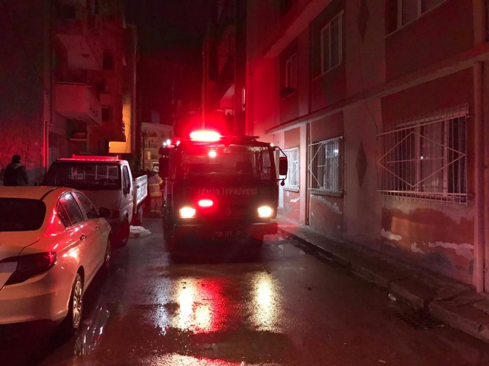 Apartmanda çıkan yangında 1 kişi öldü 1 kişi yaralandı