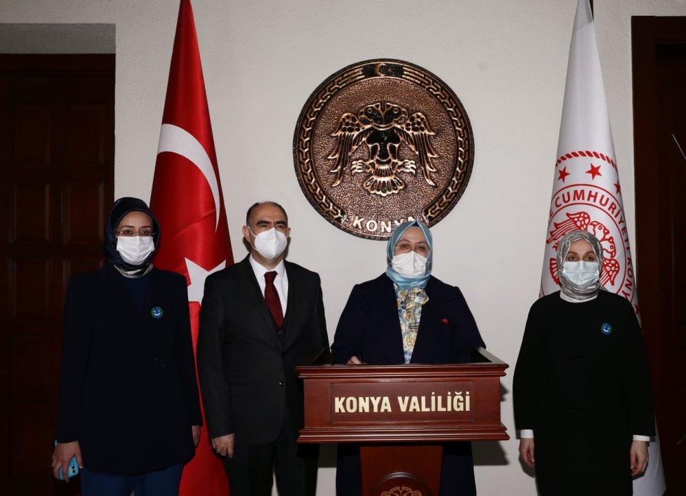 Aile, Çalışma ve Sosyal Hizmetler Bakanı Zehra Zümrüt Selçuk, Konya'da ziyaretlerde bulundu