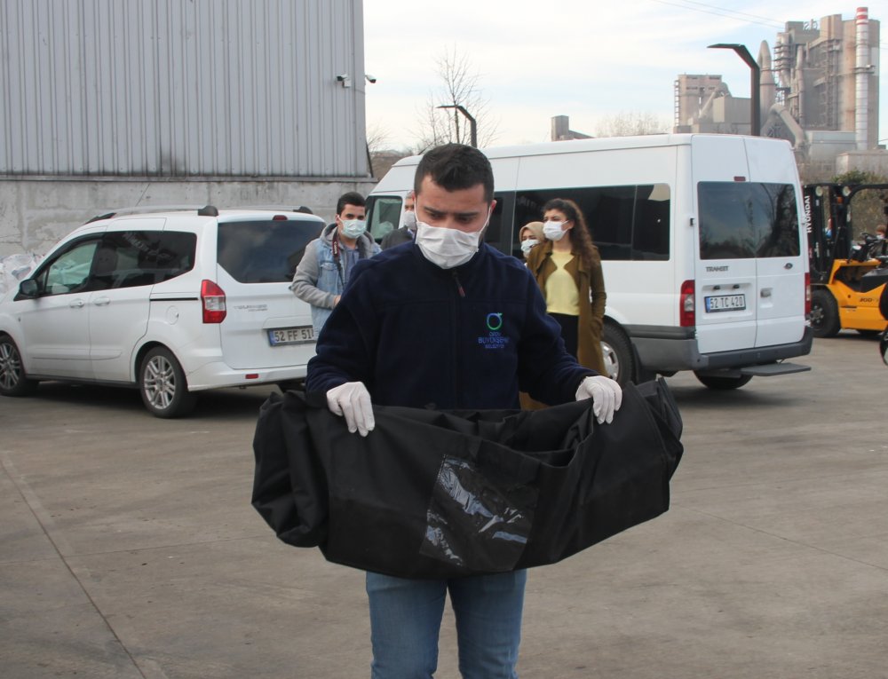 Görenler dehşete düştü! Ayrıştırılan çöpler arasında bebek cesedi çıktı