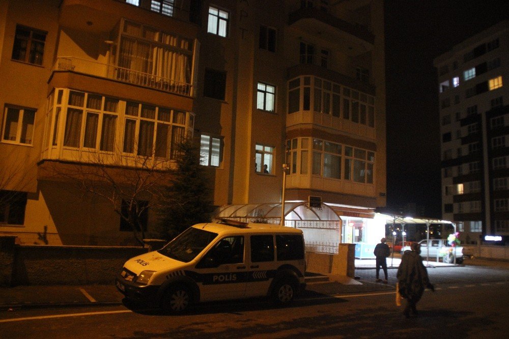 Evinde düşen 32 yaşındaki kadın kurtarılamadı