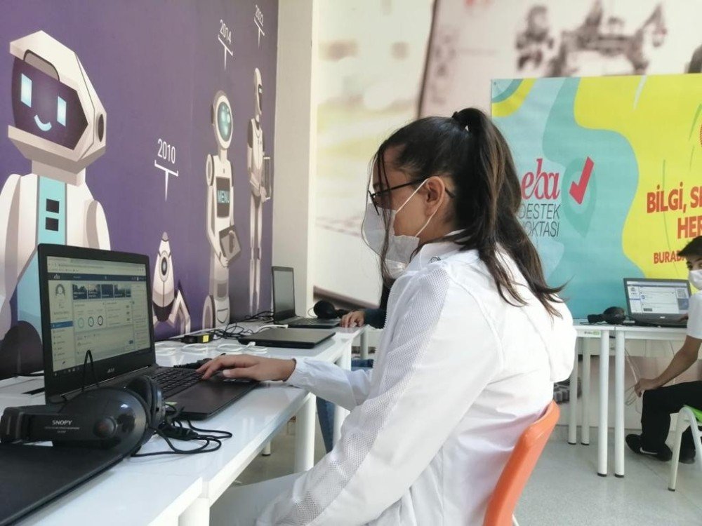 Milli Eğitim Bakanlığı'ndan öğrencilere 68 bin 241 tablet daha