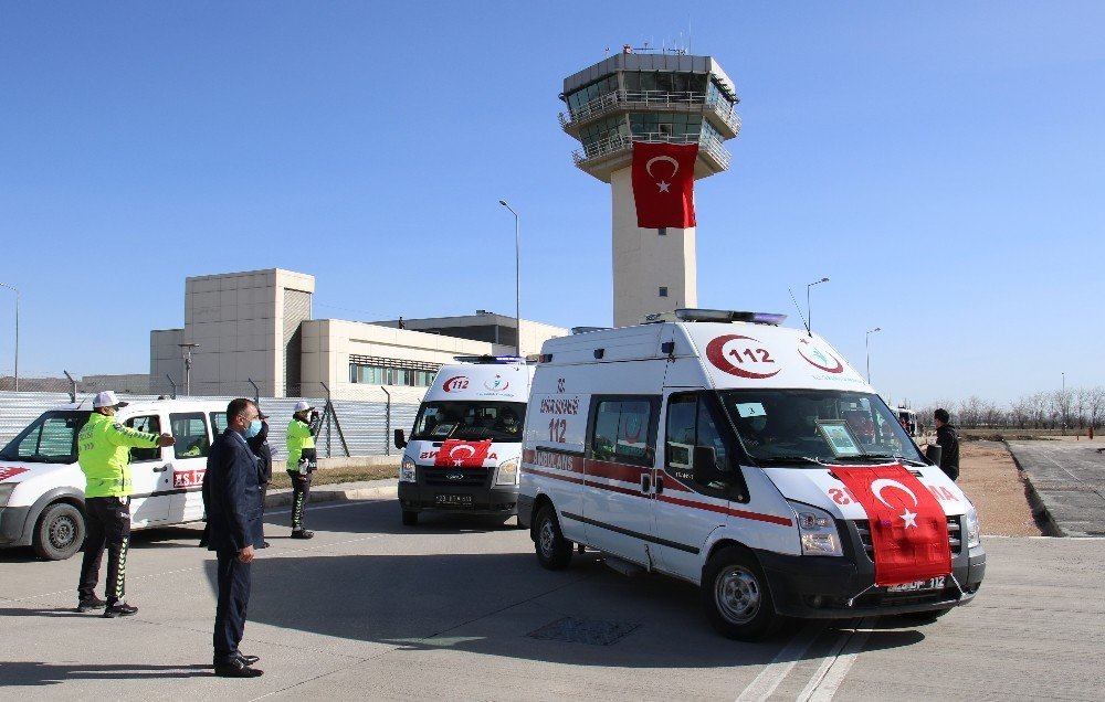 Helikopter kazasında şehit olan 11 asker Elazığ’dan törenle uğurlanıyor