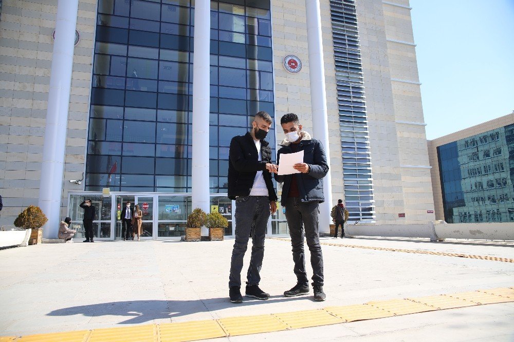 Sıfır aldığı otomobil ayıplı çıktı! Davayı kazansa da sonuç alamadı