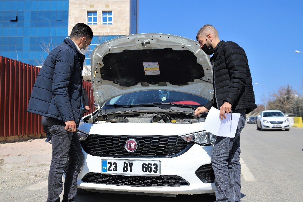 Sıfır aldığı otomobil ayıplı çıktı! Davayı kazansa da sonuç alamadı