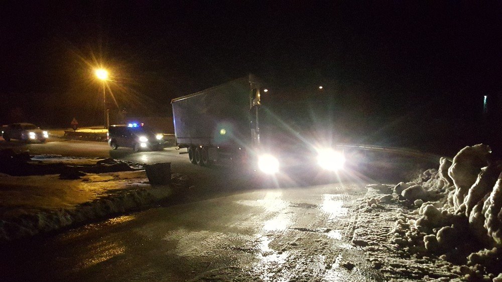 Tatvan'daki helikopterin enkaz kaldırma çalışmaları tamamlandı