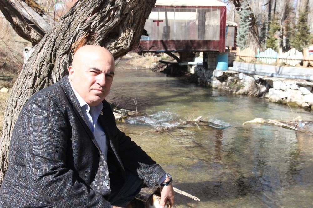 Kuraklıkla mücadele veren Karaman Ovası KOP'tan gelecek can suyunu dört gözle bekliyor