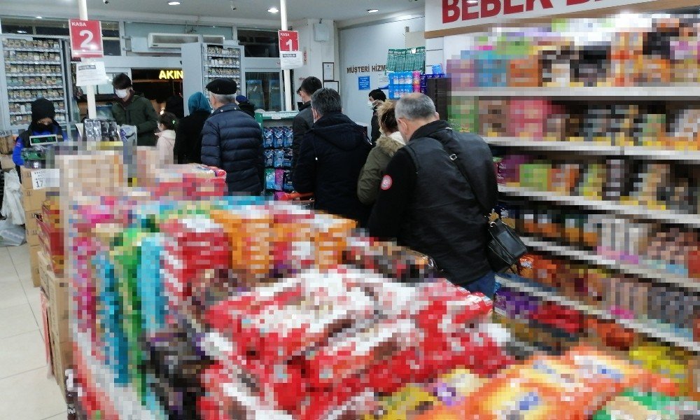 Kırmızı kategorideki kentte Valilik olaya el attı! Marketlerin indirim kampanyaları 7 güne yayıldı