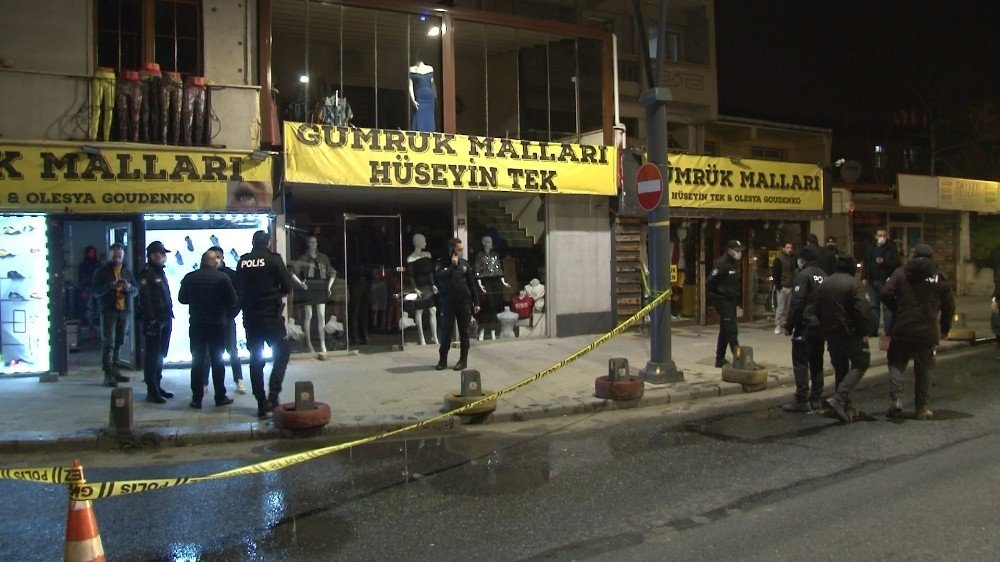 Kısıtlamada silahlı saldırıya uğrayan esnaf yaralandı