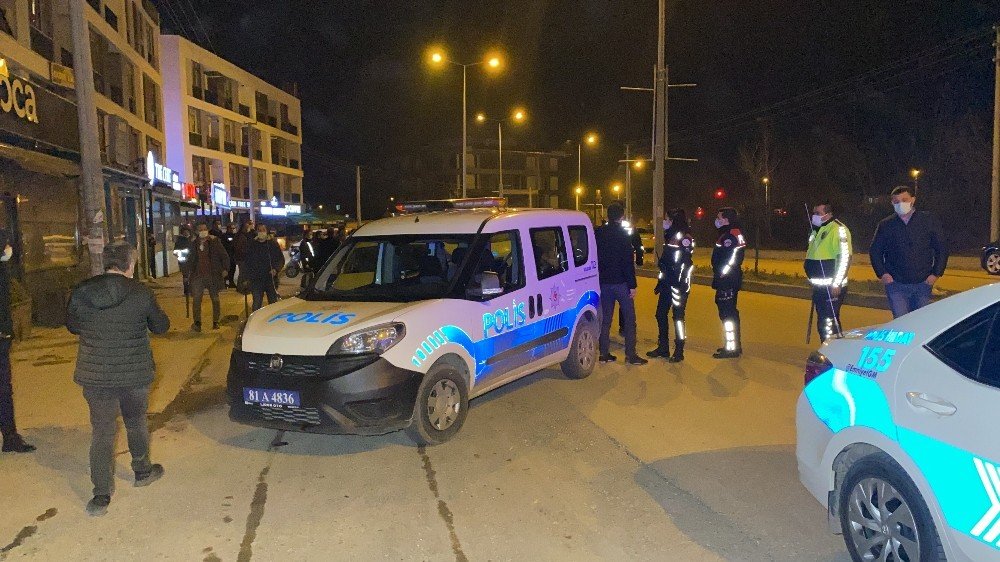 Kısıtlamada sokağa çıkan 3 şahıs ortalığı birbirine kattı! Çok sayıda kişi gözaltına alındı