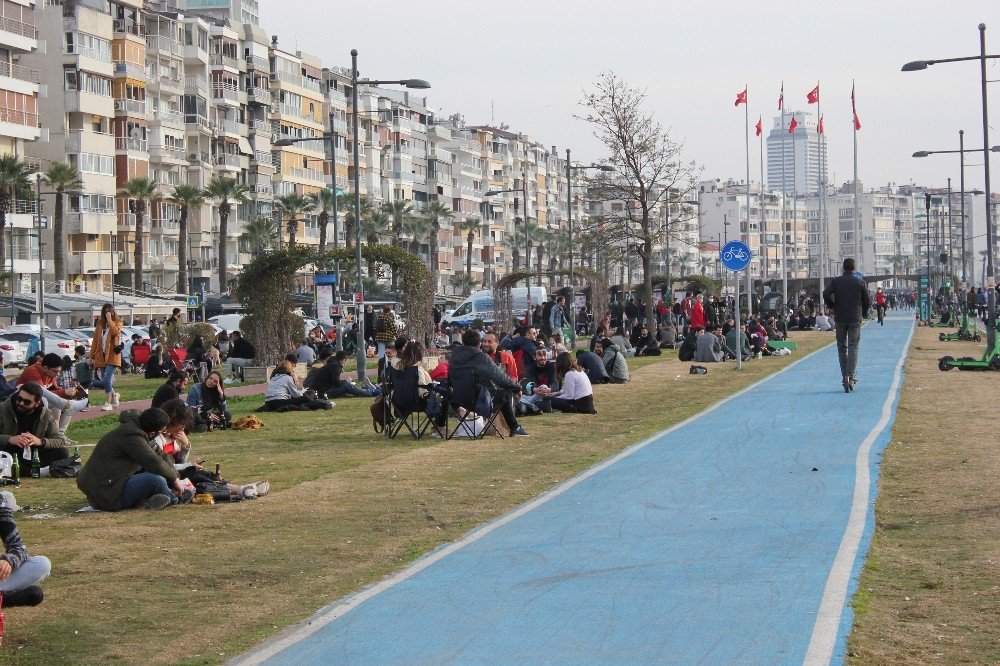 ‘Kırmızı alarm’ verilen kentte vatandaşları yüzde 50 vaka artışı da korkutmadı