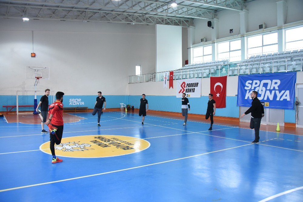 Müstakbel polis ve bekçiler, 'Parkur Konya' ile sınava hazırlanıyor