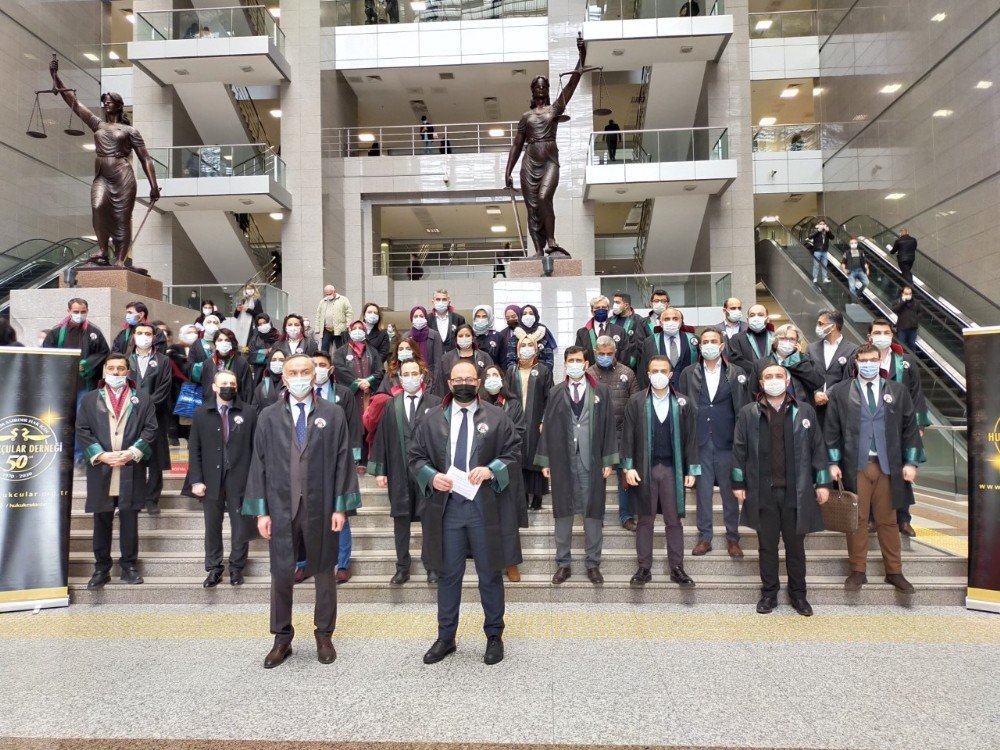 Hacze gittiği evde öldürülmüştü! Avukatın meslektaşlarından açıklama