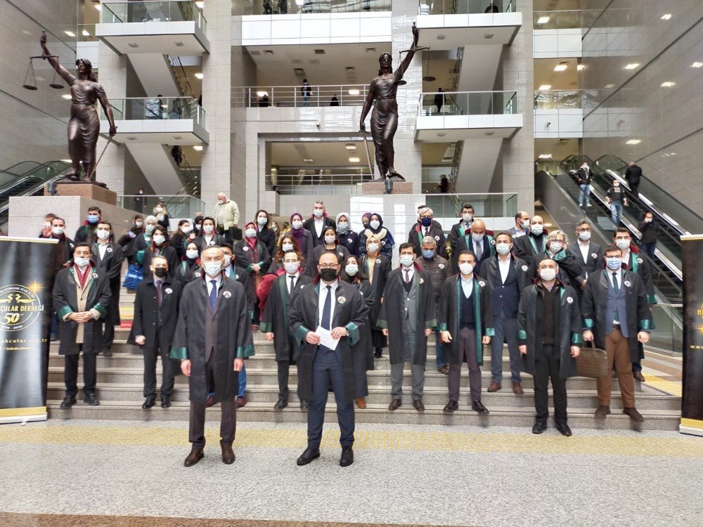 Hacze gittiği evde öldürülmüştü! Avukatın meslektaşlarından açıklama