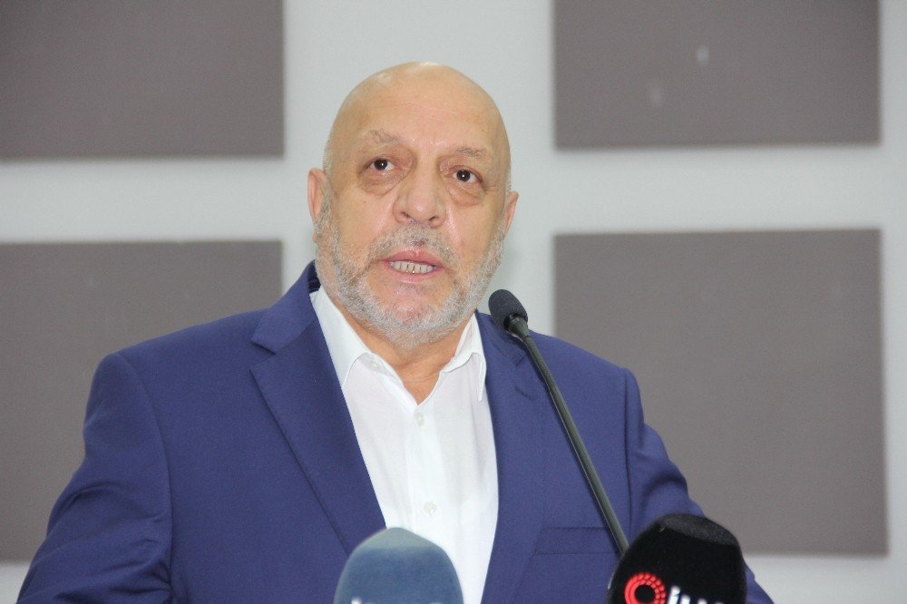 Hak-İş Başkanı Arslan: En iyisi 12 Eylül zihniyetinin sindiği bu anayasayı çöpe atmak