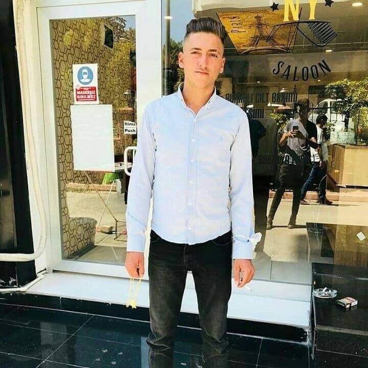 Otomobil motosikletle çarpıştı! 1 ölü 1 ağır yaralı