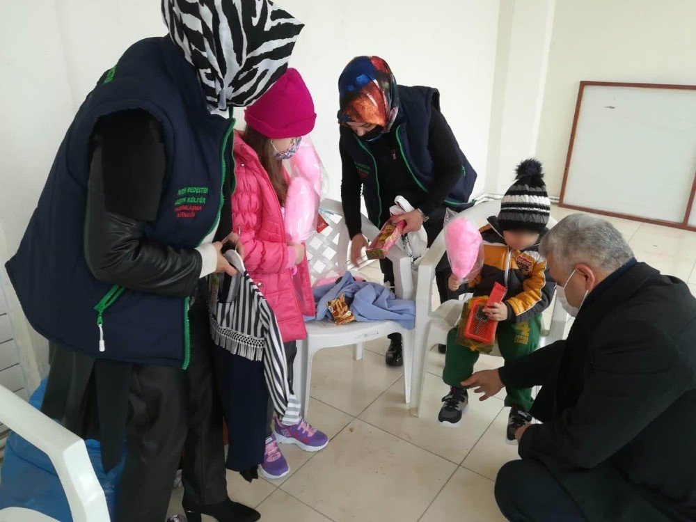 Beyşehir’de sağ el verdi sol el gördü