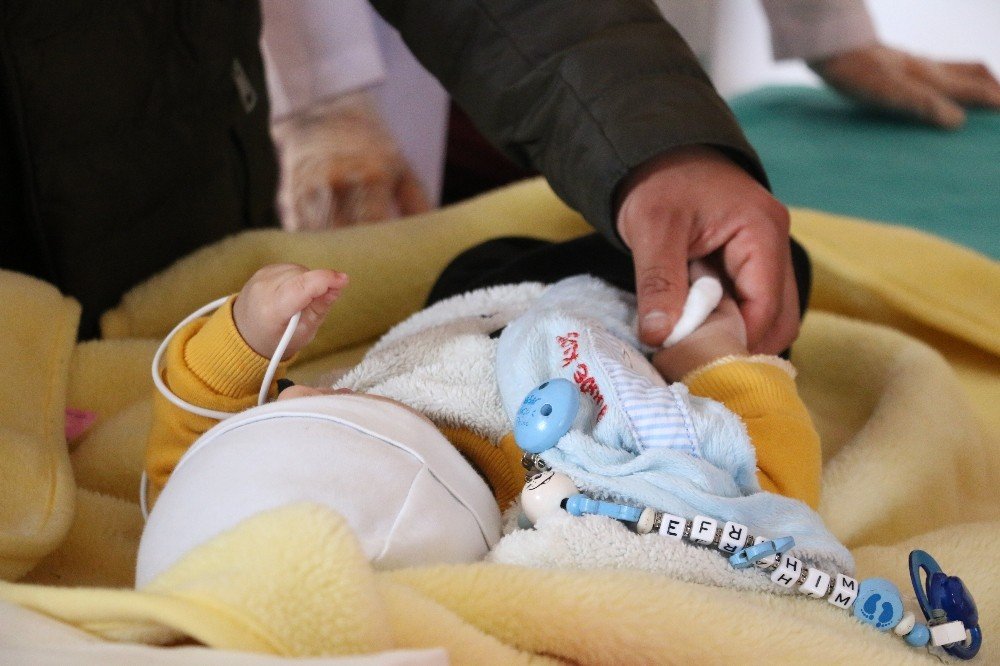 Çocuklarınızın ağzına dikkat edin! Sizin de başınıza gelebilir