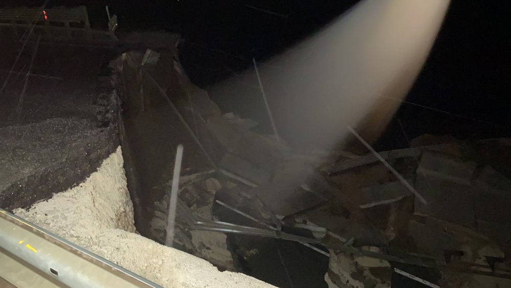 D-655 yolunda heyelan! Ağır tonajlı araçların geçişi durduruldu