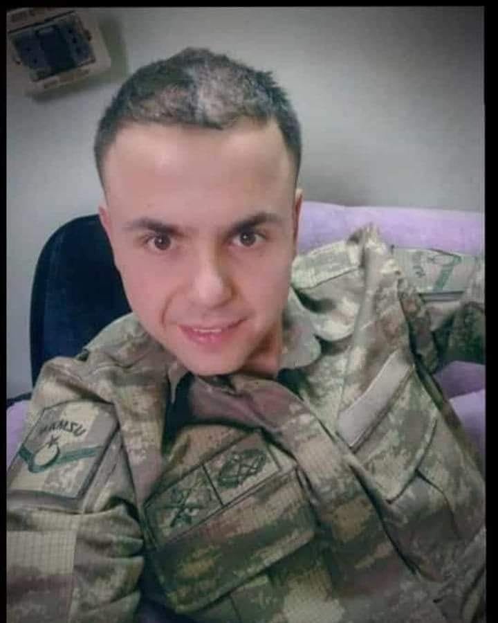 Şehit Uzman Çavuş Gökhan Çakır gözyaşlarıyla defnedildi