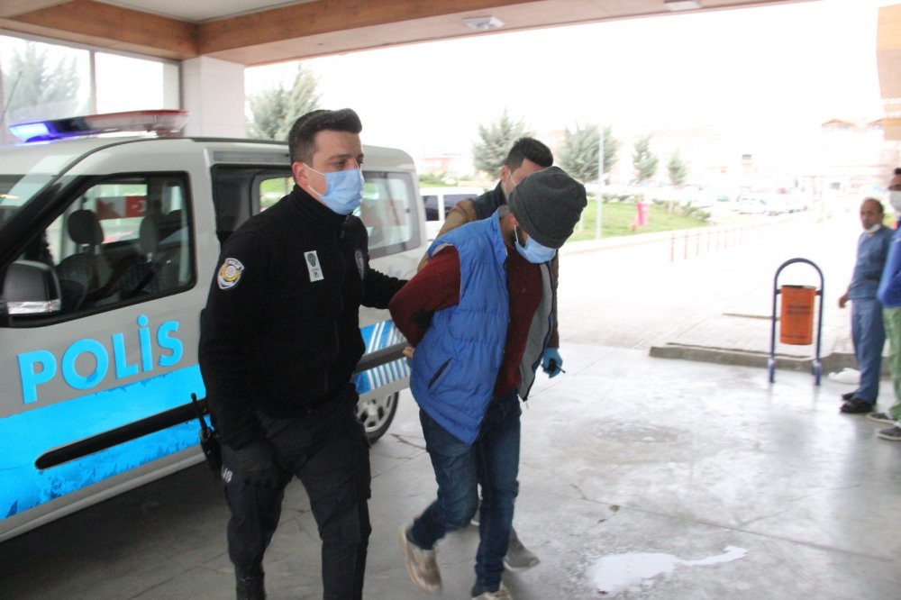 Konya Özel Harekat ekiplerinden zehir tacirlerine operasyon! 5 ilde 34 gözaltı