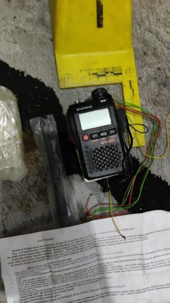 Teröristin evinden Gara şehidinin tabancası çıktı