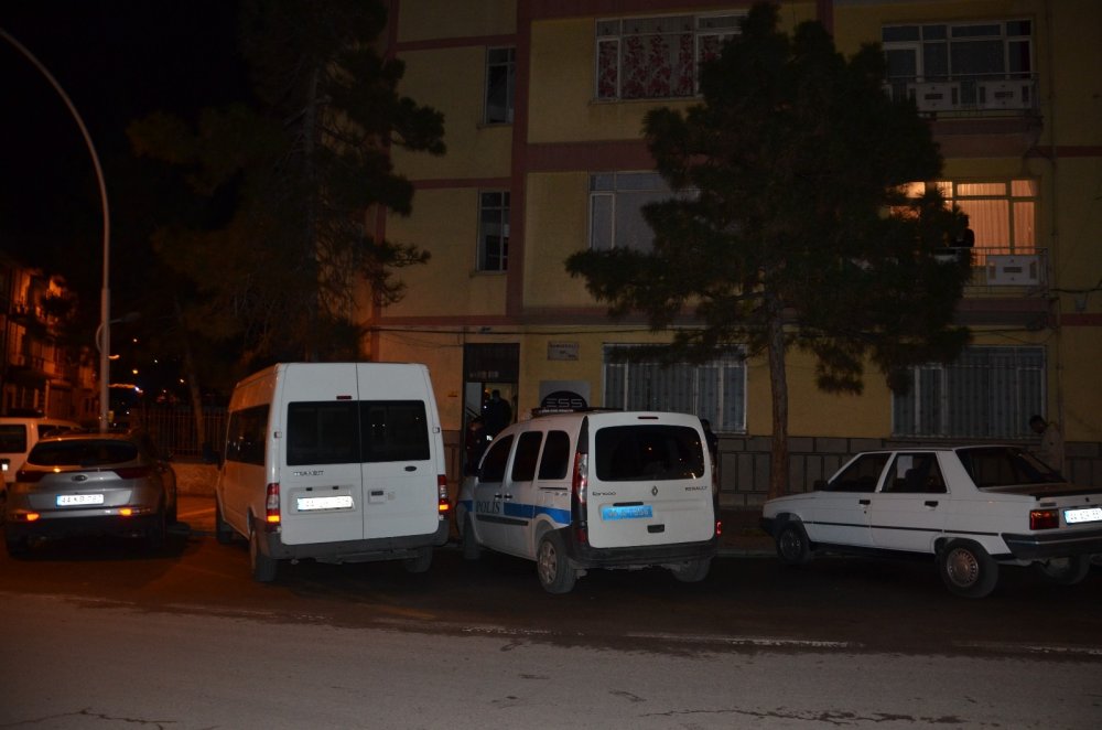 Yemeği ocakta unutmak hayatına mal oldu