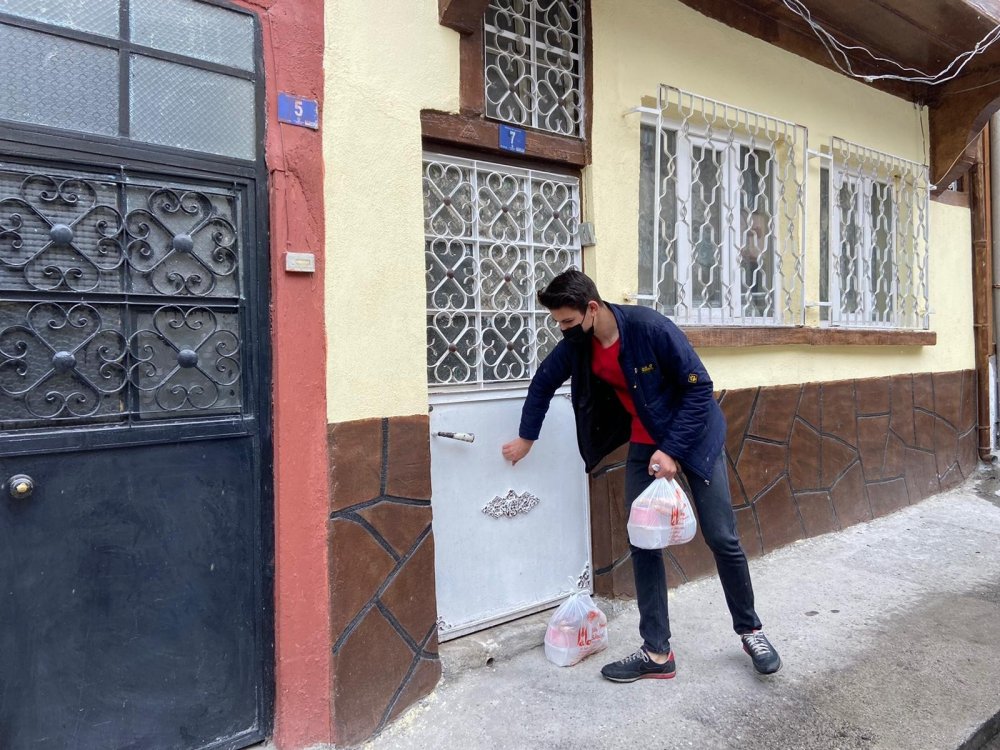 14 yıldır ücretsiz iftar veren lokantanın müşterisi pandemide arttı