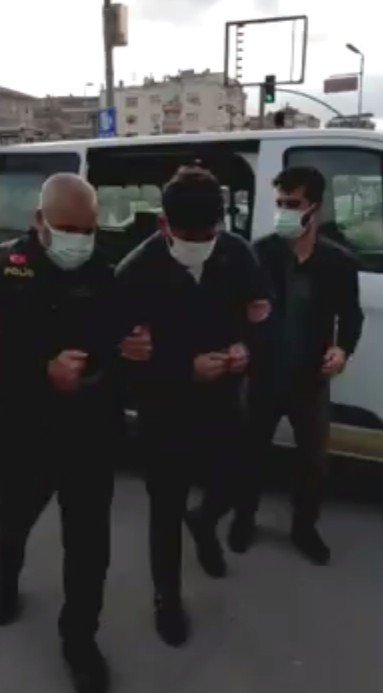 Konya dahil 16 ilde 54 suçtan aranıyordu! Bir günde serbest bırakıldı