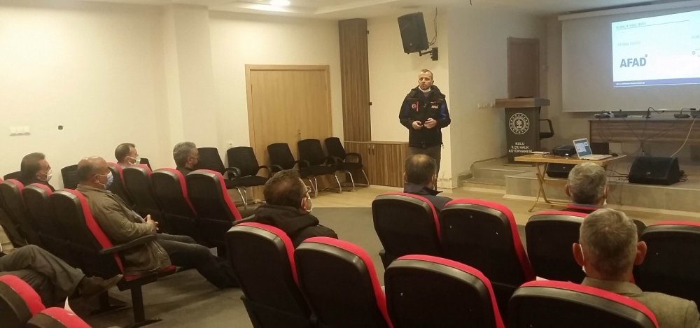 AFAD Konya muhtarları bilgilendirdi