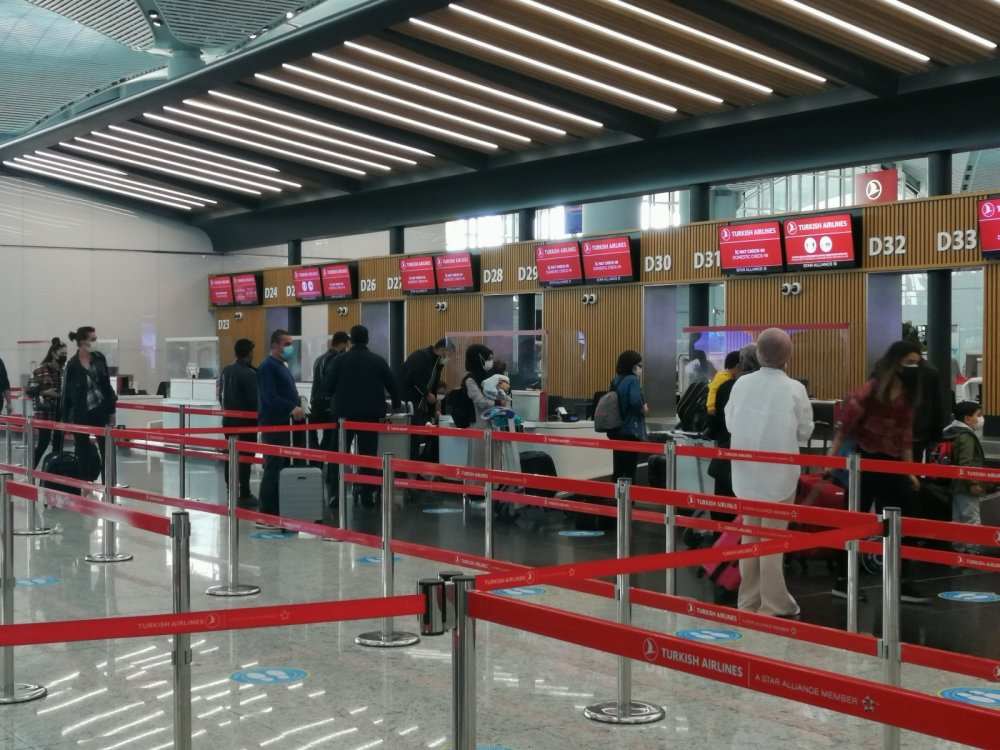 Akın akın İstanbul’dan kaçıyorlar