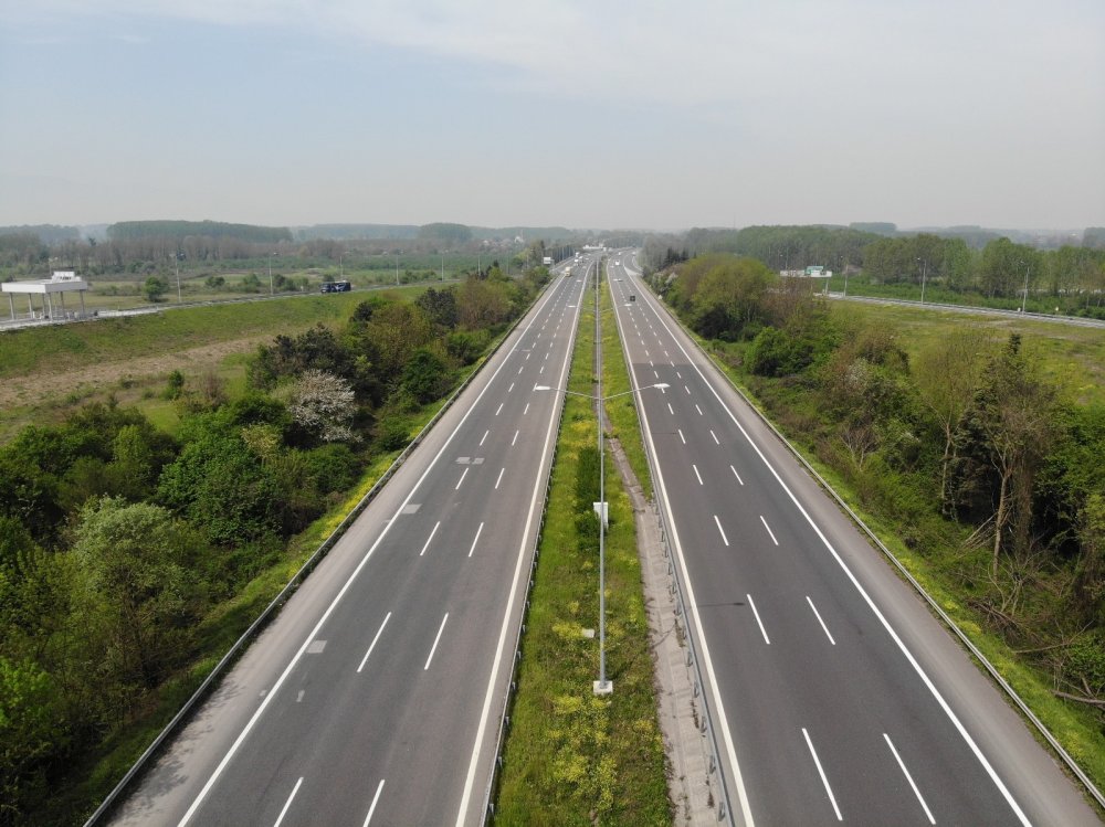 Otoyol bugün kamyonlara kaldı