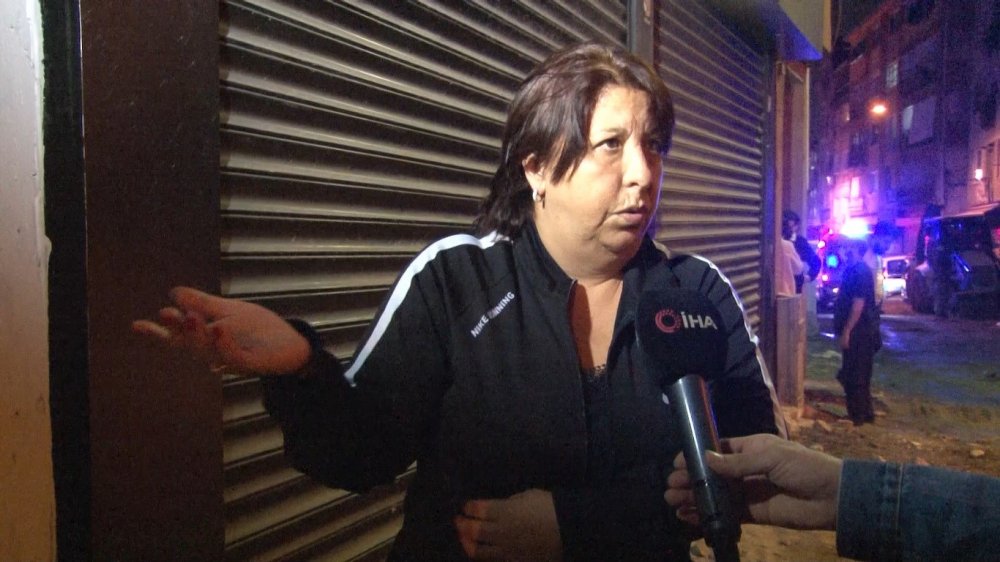 Gecenin ikisinde kanalizasyon çukuruna düşen yaşlı kadını itfaiye kurtardı