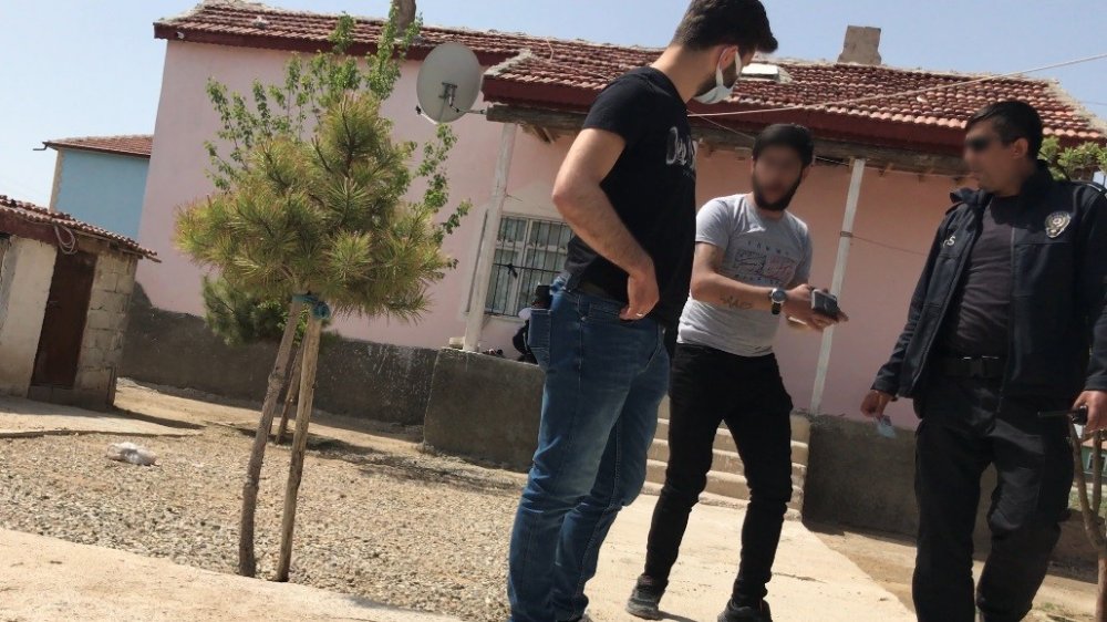 Konya'da 'dur' ihtarına uymayarak kaçan şahıs ceza ödememek için kırk takla attı