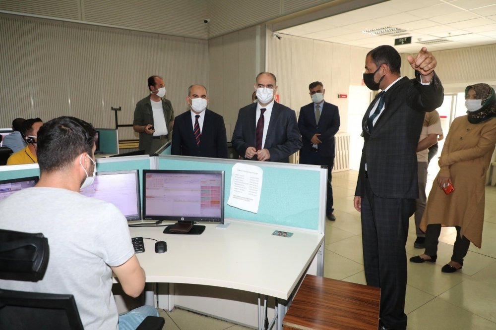 Konya Valisi Özkan 112 Acil Çağrı Merkezi Müdürlüğü’nde